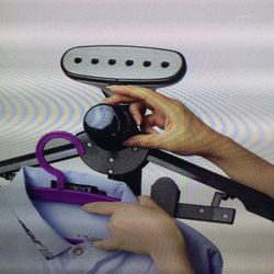 SALAV X3 COMMERCIAL FULL SIZE GARMENT STEAMER WITH FOOT PEDALS AND EXTRA LARGE 3LWATER TANT, 1800 WATTS..REAILS AT 159.95 PLUS TAX  NEVER USED