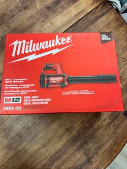 Milwaukee M12 Compact Spot Blower Tool Only