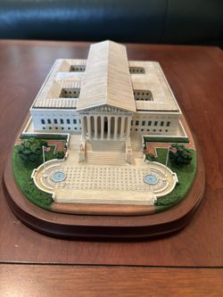 Danbury Mint The Supreme Court