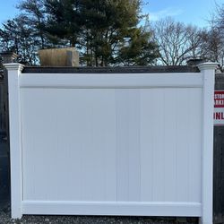 ‘6 Privacy Fence Section(s)