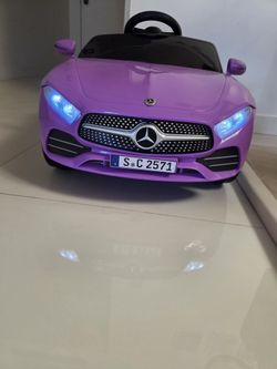 Brand New Electric Mercedes Ride On Car