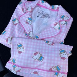 Hello Kitty Pajama Shorts Set (Large)