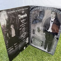 Vintage NIB Monsters Universal Studios Dracula Wolf man Phantom Of The Opera Action Figures Set 