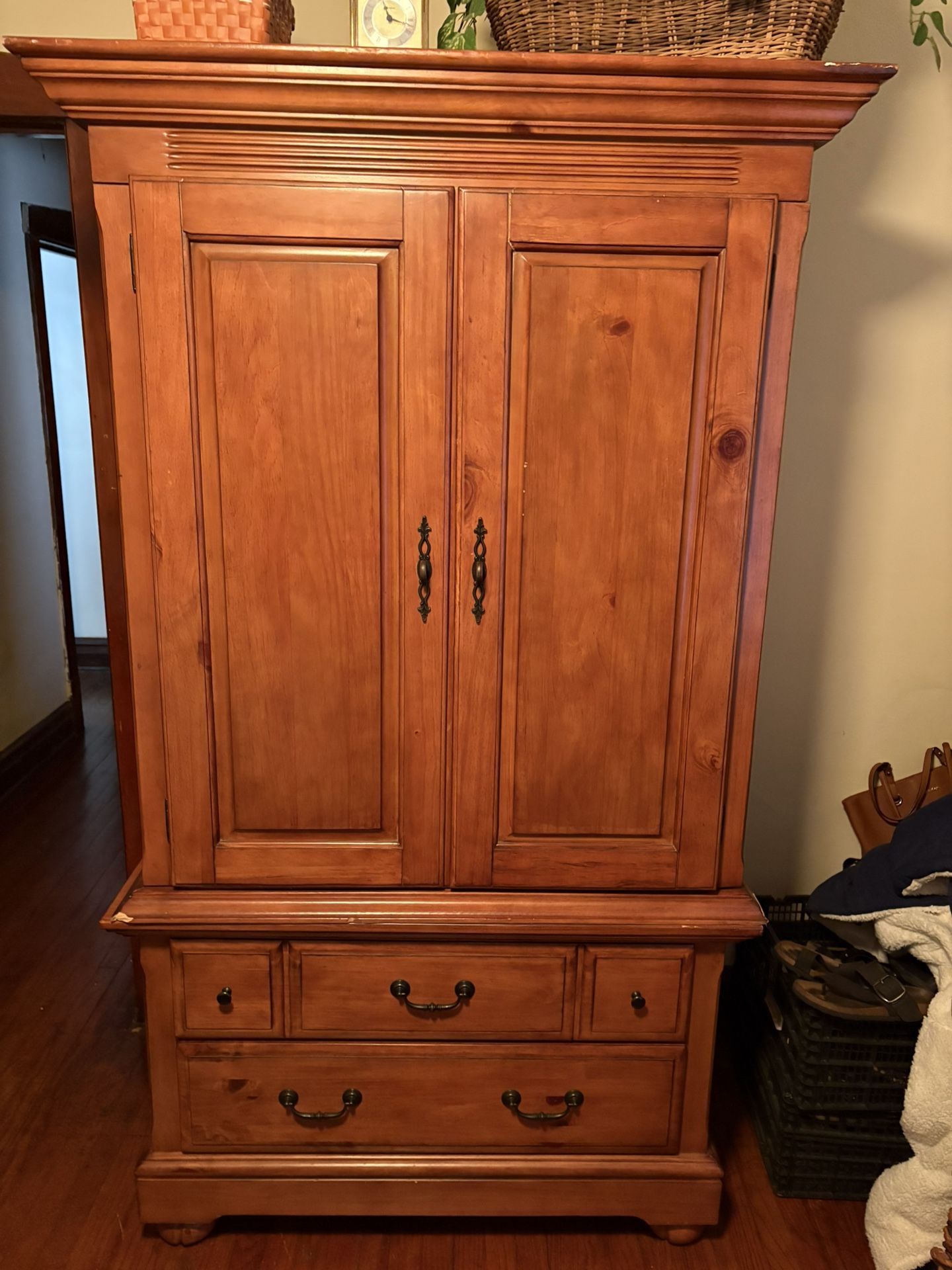 Armoire