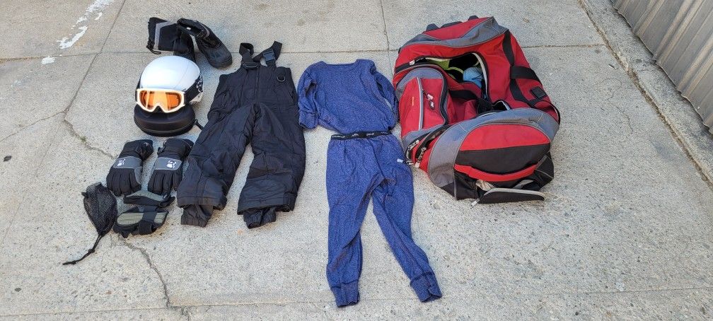 Kid Snowboard Gear Long Johns Bibs Warm Boots Wrist Gaurds Gloves Helmut Goggles