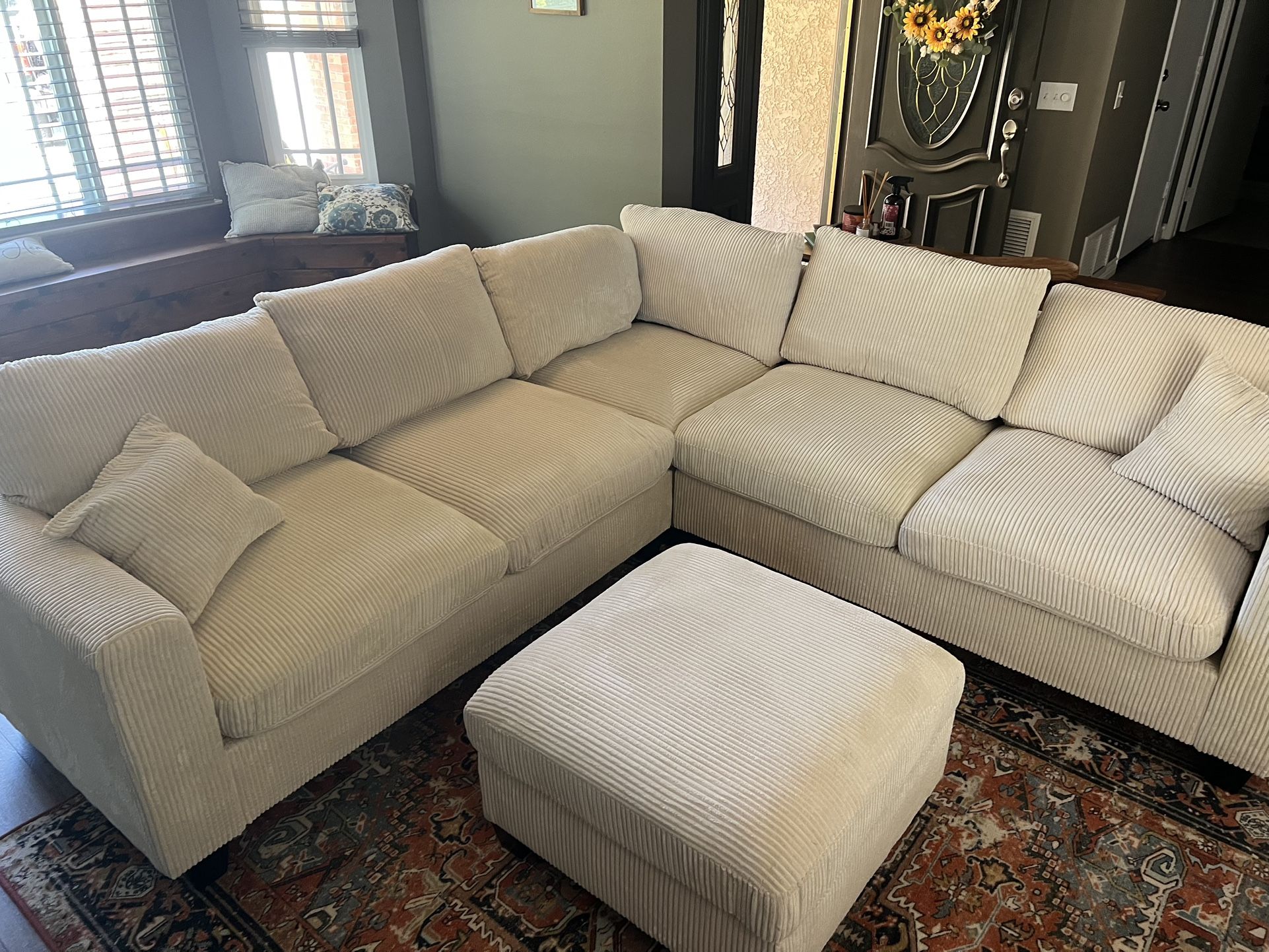 New 7 Piece Corduroy Sectional. Off White / Beige. 127x164x66. Free Delivery!
