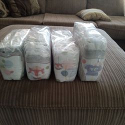 Newborn & Size 1 Diapers 
