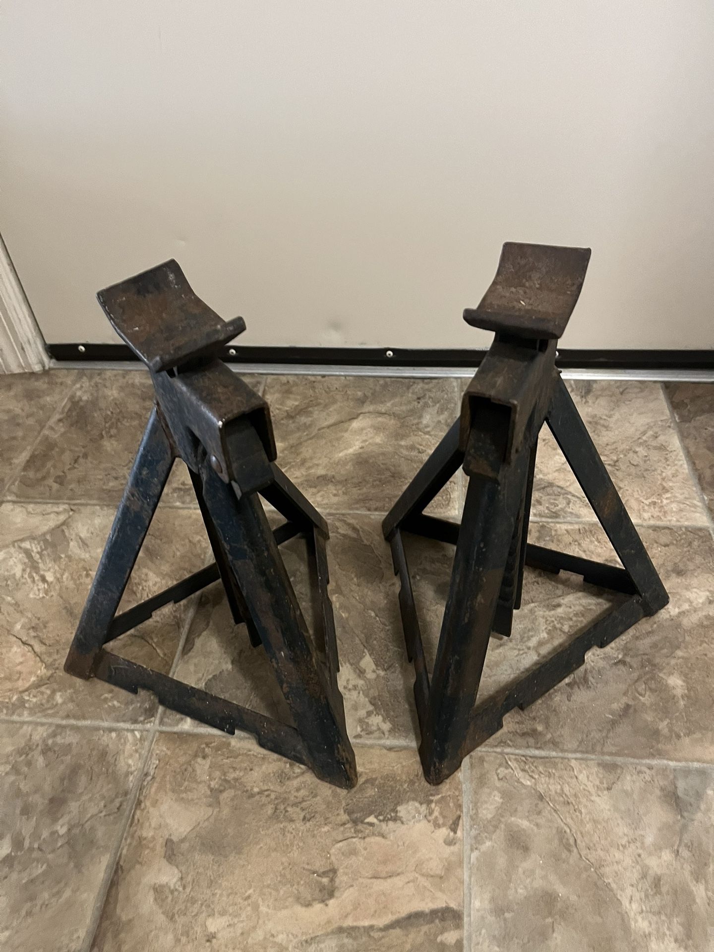 jack stands
