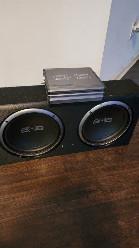 Car Speaker And Amp
