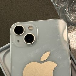 iPhone 13 UNLOCKED Like New 90% Battery Health 