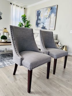 Accent Chairs