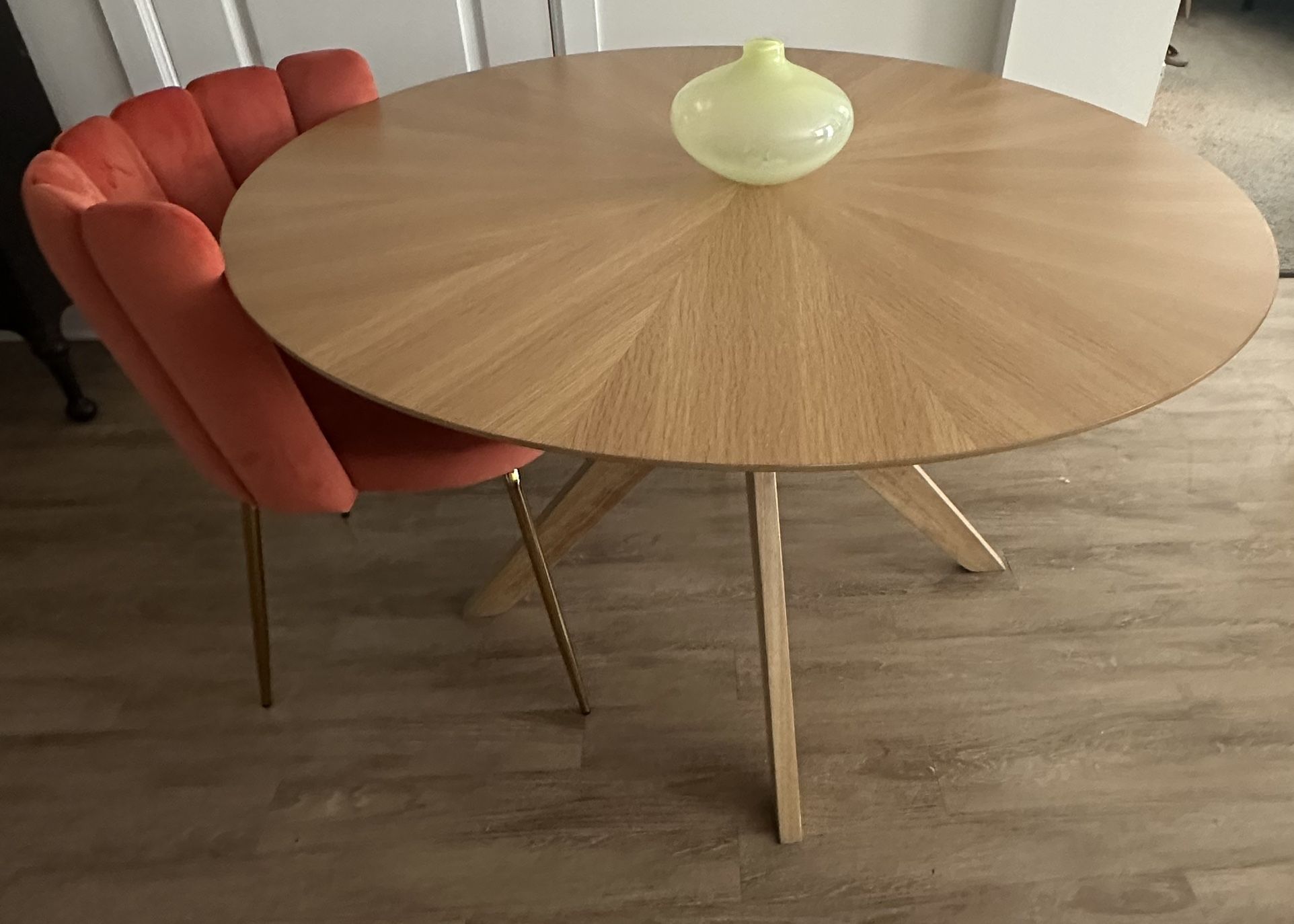 MCM Round Dining Table + 4 Orange Chairs