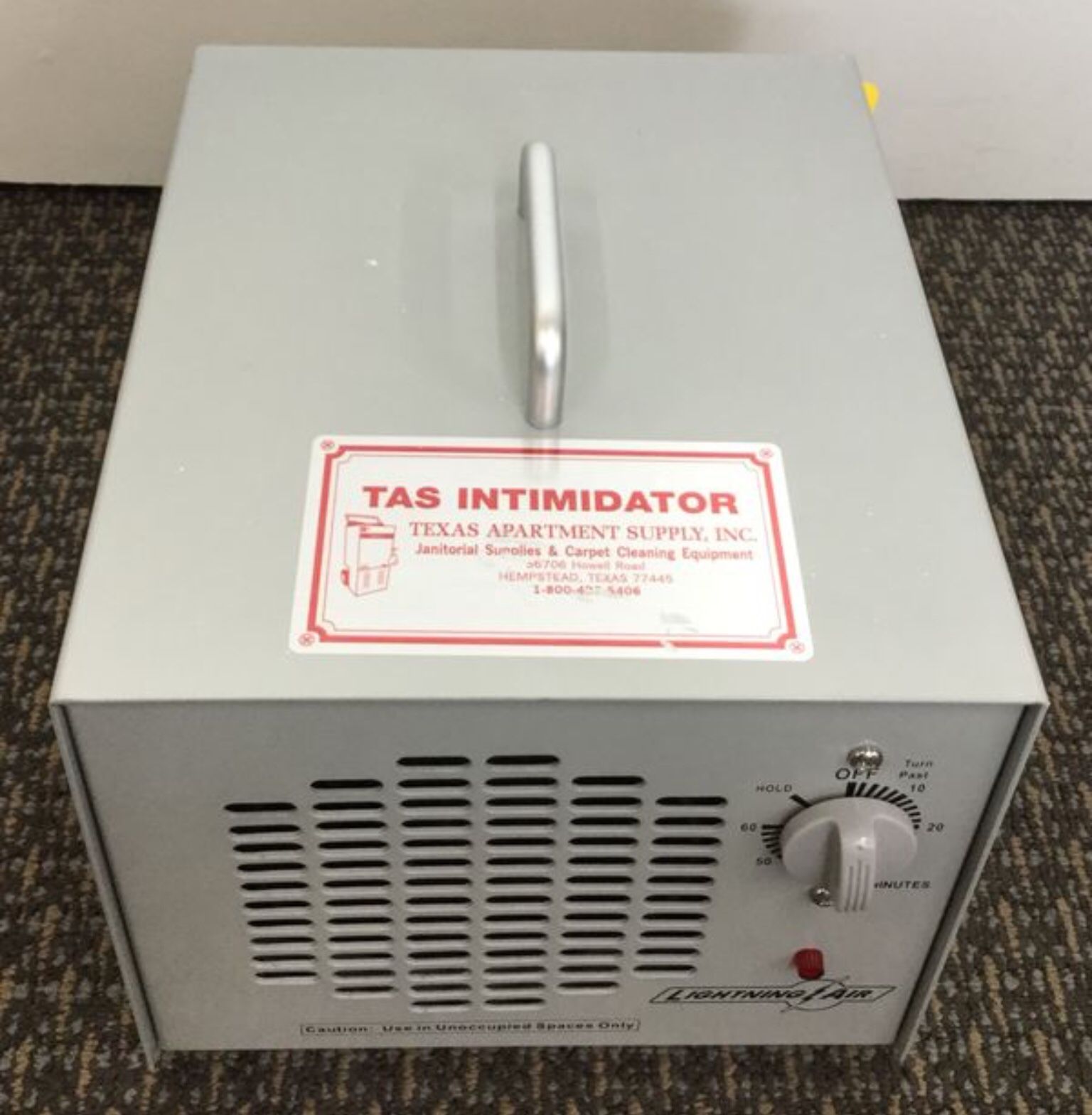 Lightning Air Plus Industrial Cleaner Ozone Generator / Ozonator
