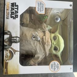 Disney Mandalorian ~ Star Wars The Child Baby Grogu Yoda Toy ~ Mattel Costco NEW