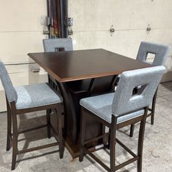Dining room set