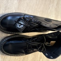 Men’s shiny Combat Boots