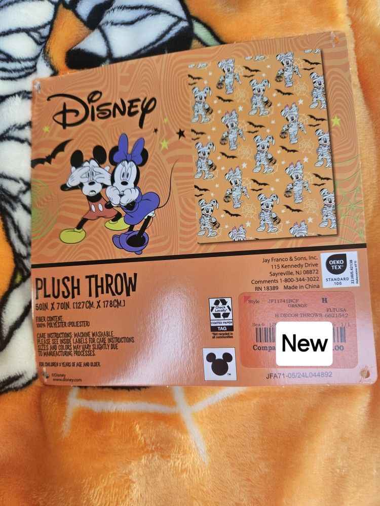 Viral Hard To Find Halloween Blanets New