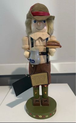 Nutcracker Village German Boy Beer Stein Bratwurst 2004 International Collection