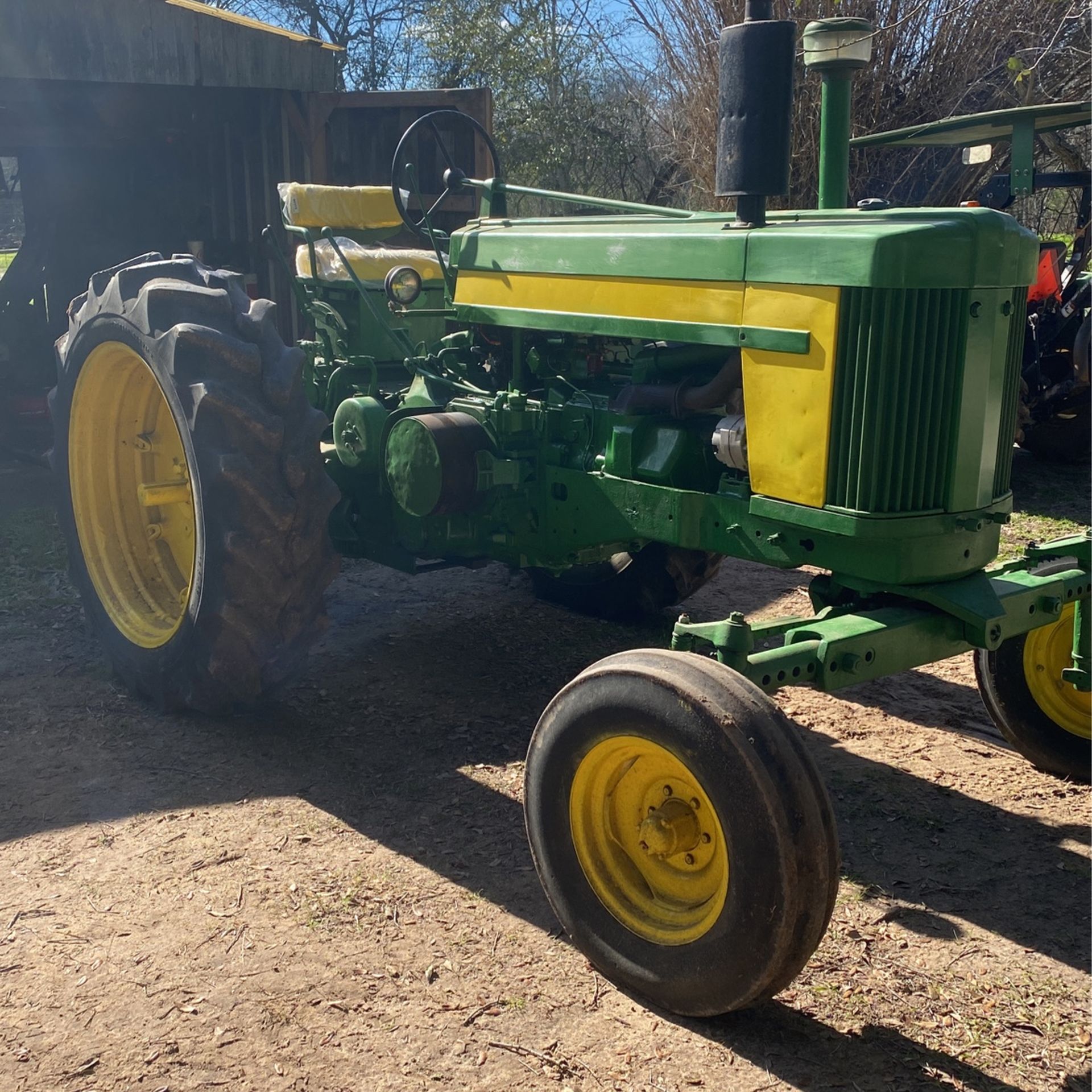 John Deere Tractor 720 Diesel