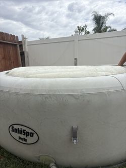 Inflatable Hot Tub