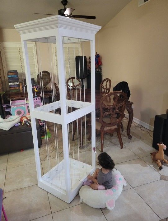 Plushi Cage