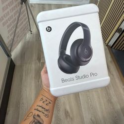 Beats Studio Pro 