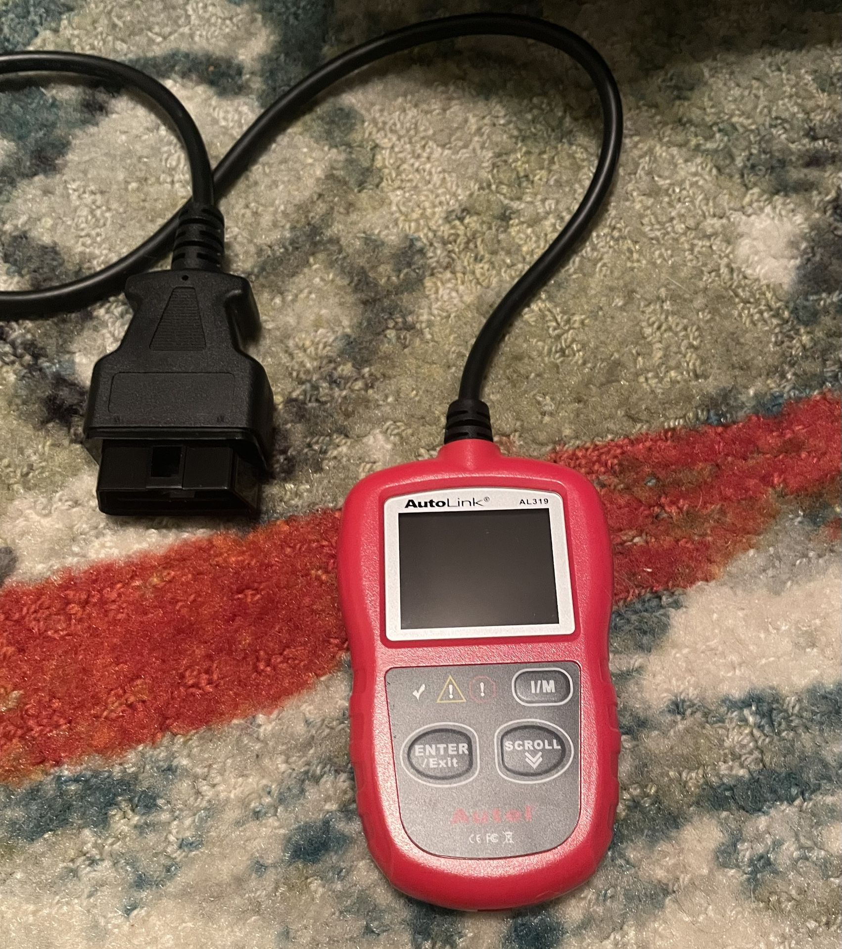 An Autel Professional OBD2 Scanner AL319 Code Reader - never used.