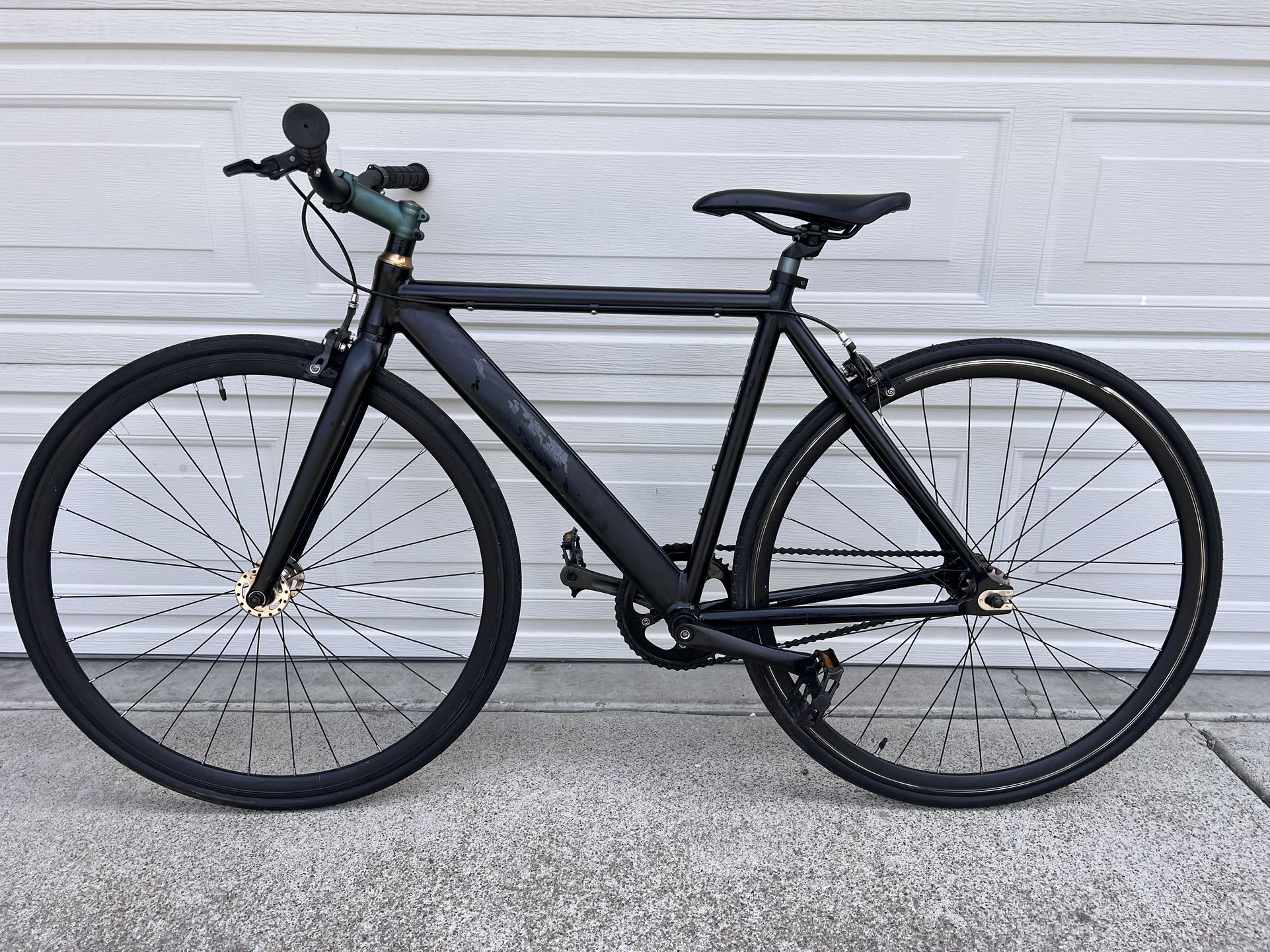 6KU Urban Track Bike - Black