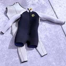 Body Glove Wet Suit