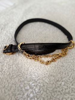 Women small black & gold belt