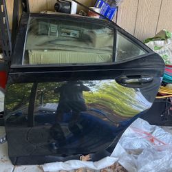 Purta Para Toyota Corola 2016 Lado Del Del Chofer De Atras 