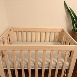 Babyletto Origami Mini crib 