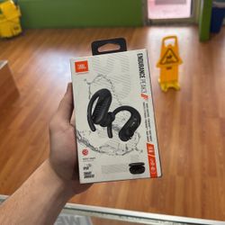 JBL Endurance Peak 3 Earbuds Brand New 