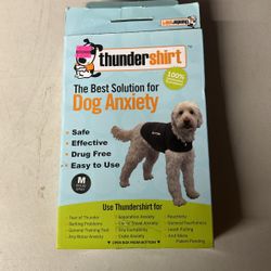 THUNDER SHIRT FOR A DOG