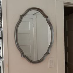 Hangable Mirror - GREAT CONDITION