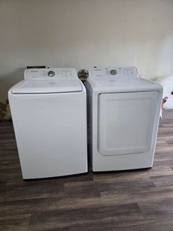 Samsung washer & dryer.  Work perfectly. $430 for both