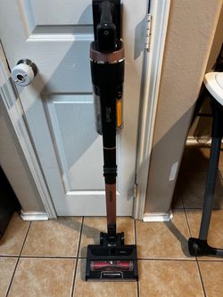 Shark Stratos Cordless Stick Vacuum
