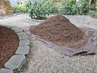 Organic Western Red Cedar Medium Bark Mulch