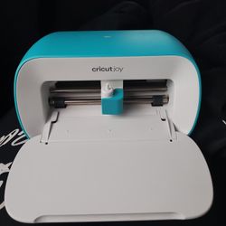 Cricut Joy And Accessories 