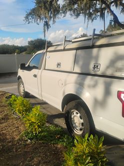Se vende Ford 150 lx