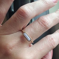 NEW!!! Gray Oblong Gold Ring