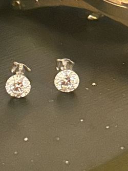 14 k 3 carat diamond earrings solid