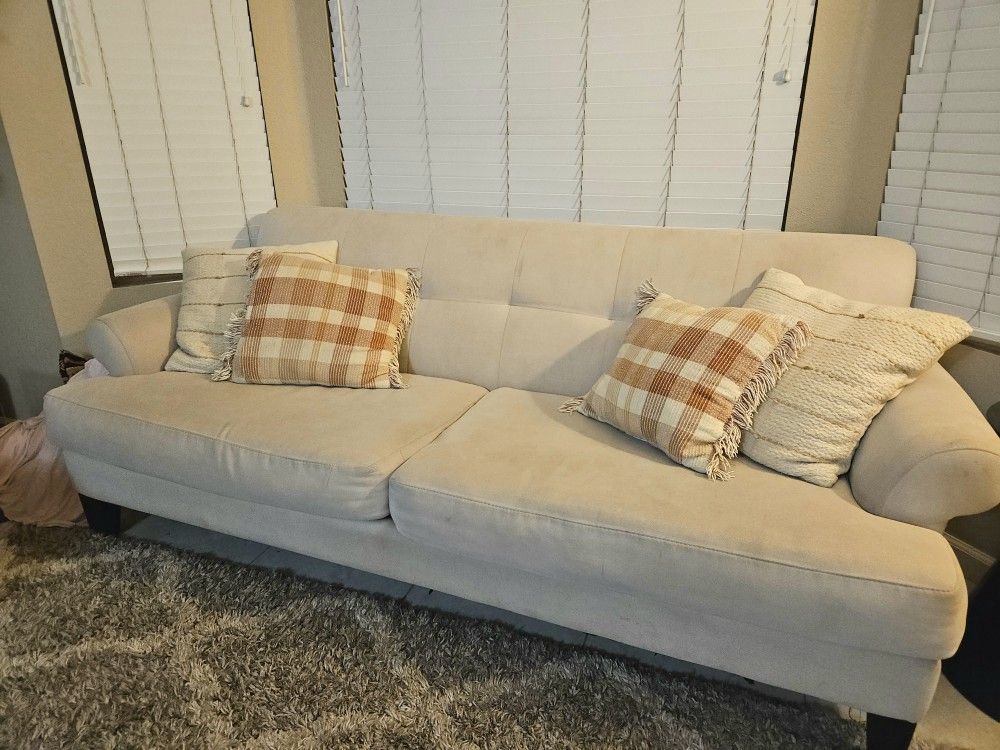 Sofa Set + Carpet