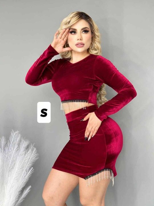 New Women's Velvet 2 Piece Set Size Small