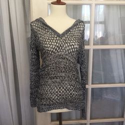 Long sleeve sweater hoodie
