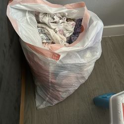 Babygirl bundle(clothes, shoes 6-9m, skip hop activity floor seat, and tummy time mat)