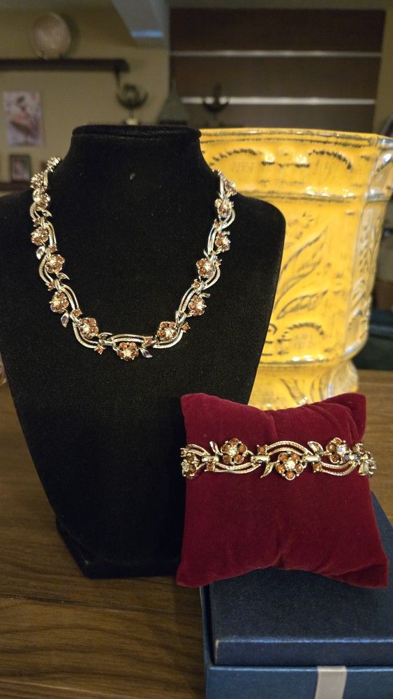 Vintage Rhinestone Choker And Bracelet