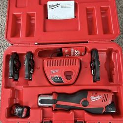 Milwaukee M12 FORCE LOGIC Press Tool Kit