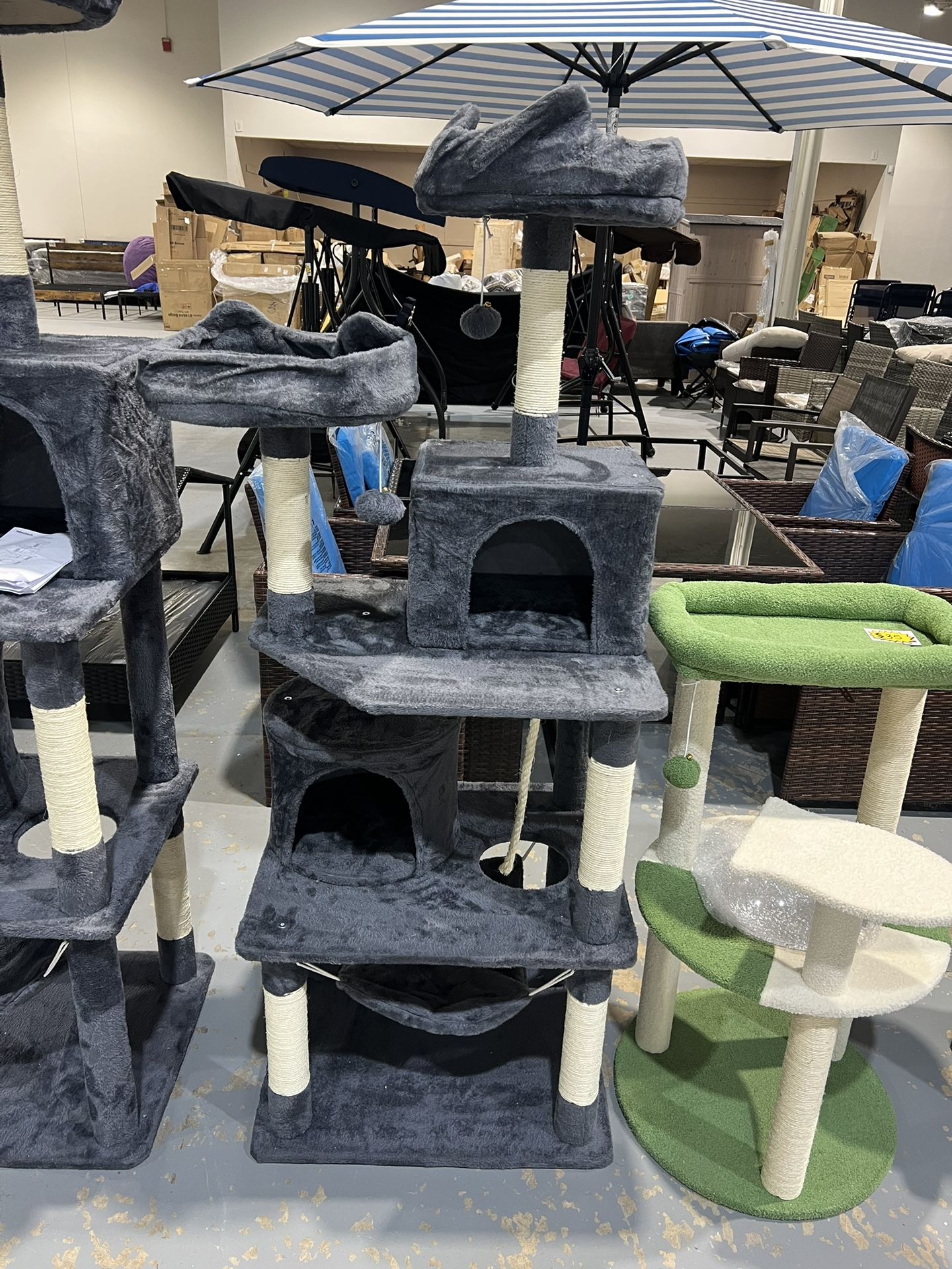 New 62.5inches Cat Tree Cat Tower Cat Condo with Platform & Hammock, Scratching Posts for Kittens Pet Play House with Plush Perch for Indoor Activity