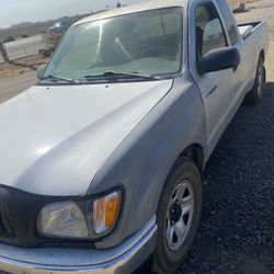 Toyota Tacoma  2004